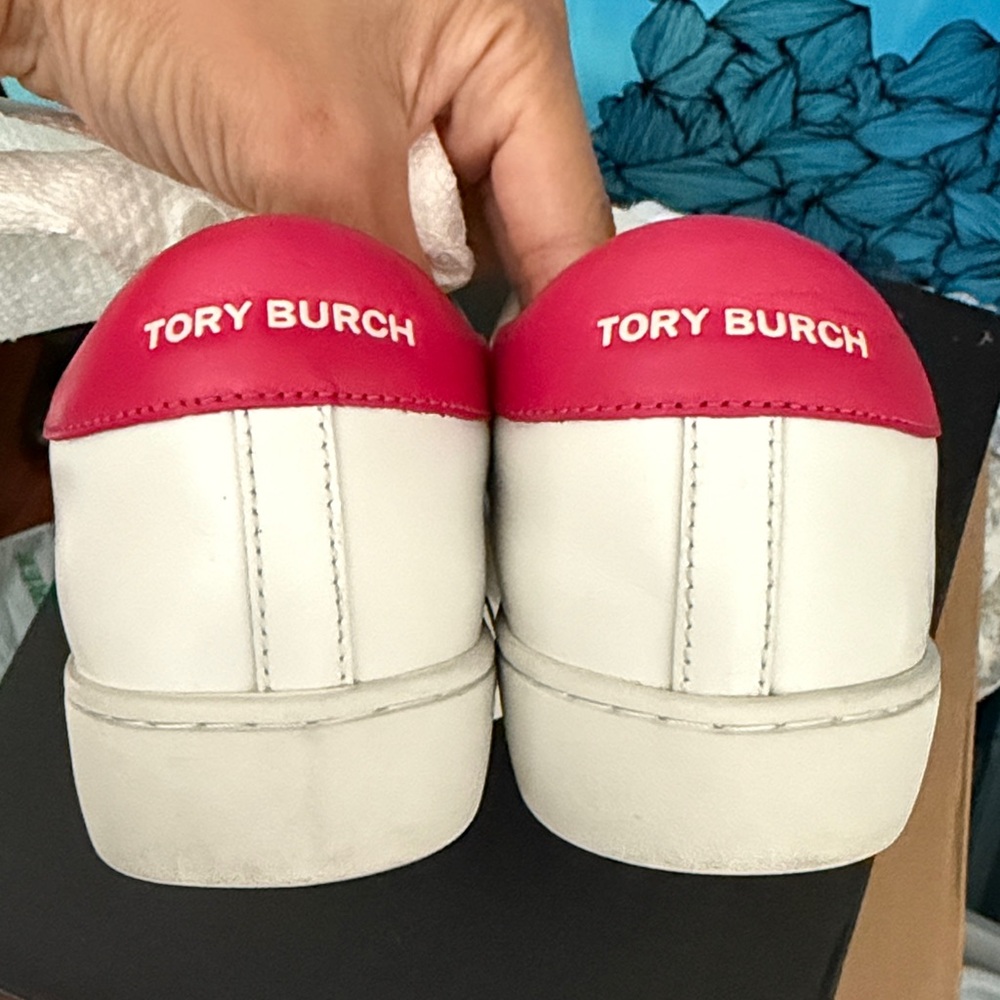 Tory Burch Lace-up Sneaker size 6 - Picture 5 of 6